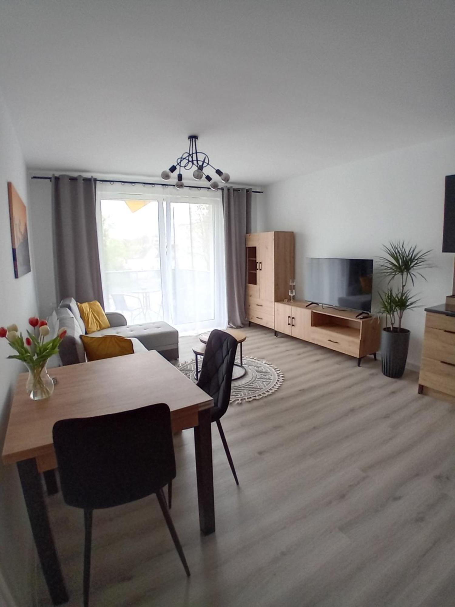 Apartament Akacjowa Apartment Goleniow Exterior photo